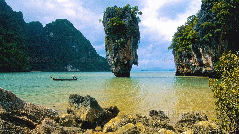普吉游艇港-007島(詹姆士·邦德島) 普吉游艇港-007島(詹姆士·邦德島)